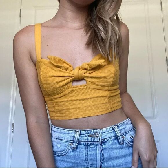 Forever 21 Yellow Tie Crop Top - Picture 2 of 8